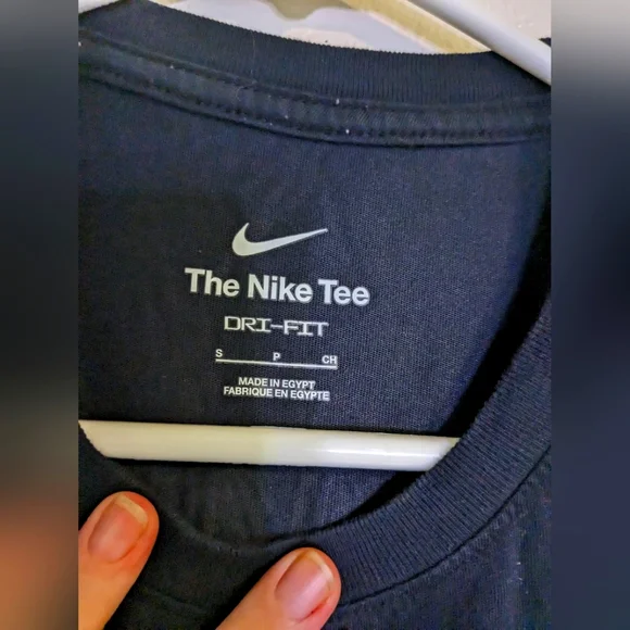 Nike|| King James Lebron James NWOT Nike Dri Fit Tee Size Small - Picture 3 of 3